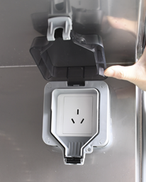 图片包含 人, 室内, 手, 男人

AI 生成的内容可能不正确.